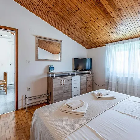 Wunderschöne 1-zimmer-wohnung In *